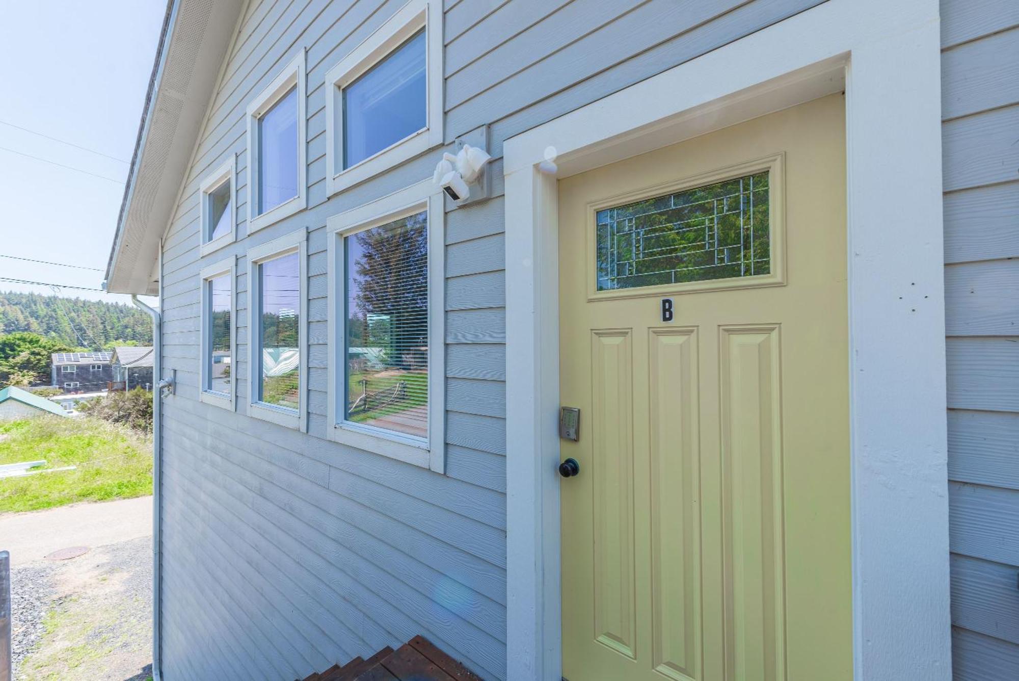 #Stayinmydistrict Oceanview Studio Loft Port Orford Extérieur photo