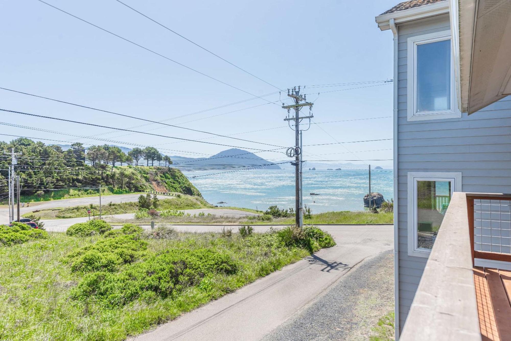 #Stayinmydistrict Oceanview Studio Loft Port Orford Extérieur photo