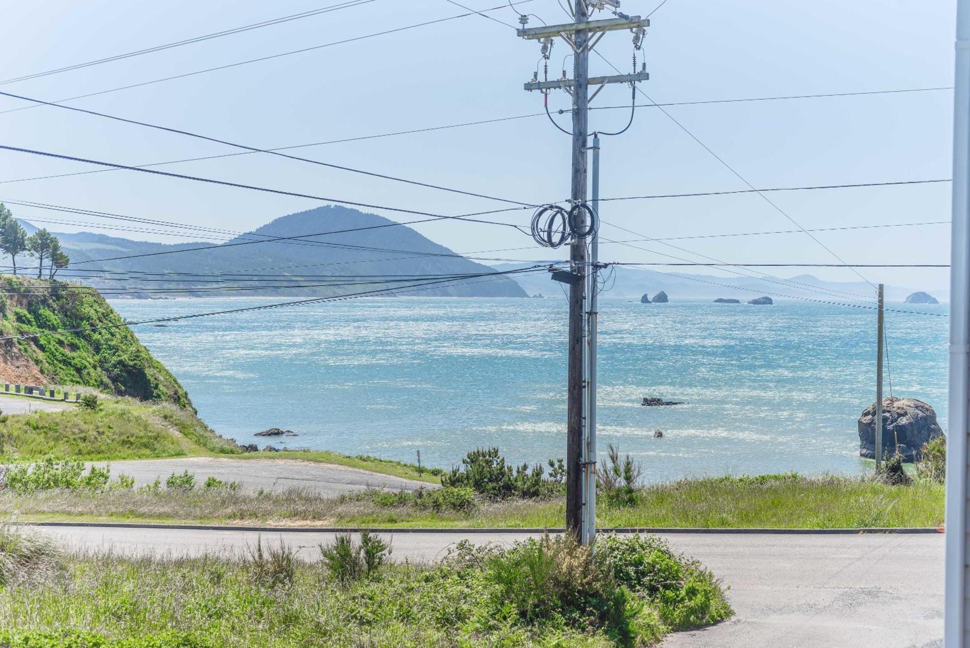 #Stayinmydistrict Oceanview Studio Loft Port Orford Extérieur photo