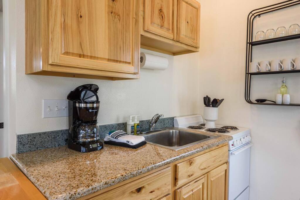 #Stayinmydistrict Oceanview Studio Loft Port Orford Extérieur photo