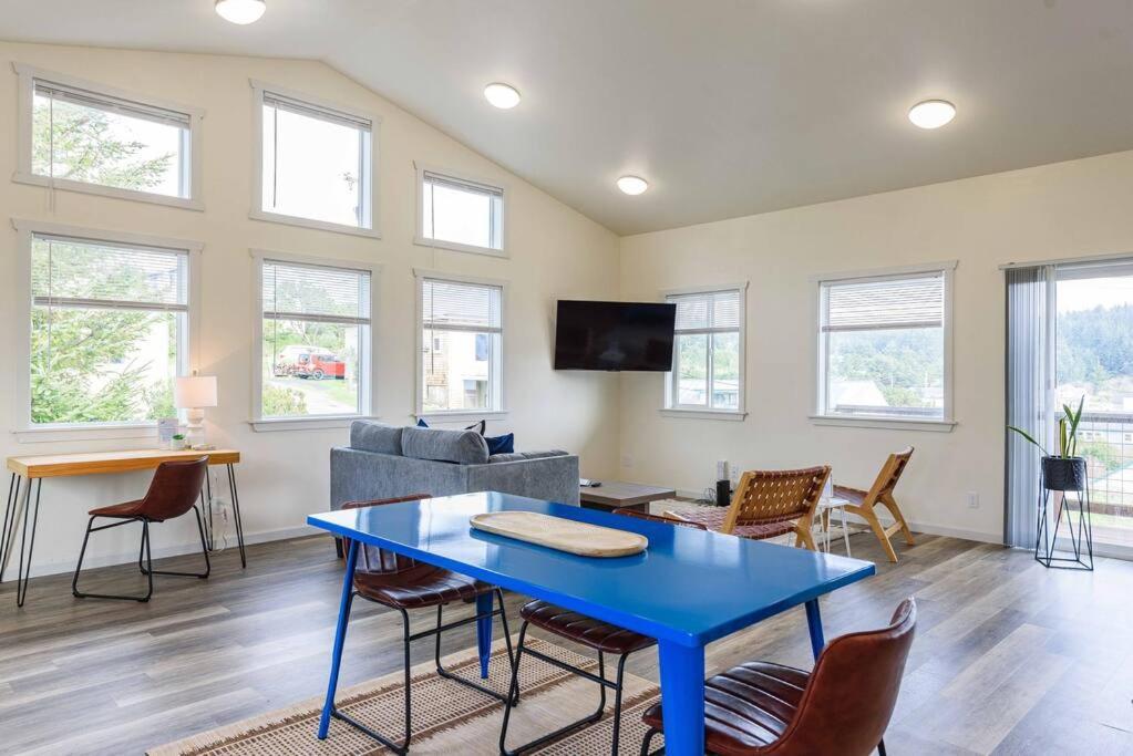 #Stayinmydistrict Oceanview Studio Loft Port Orford Extérieur photo